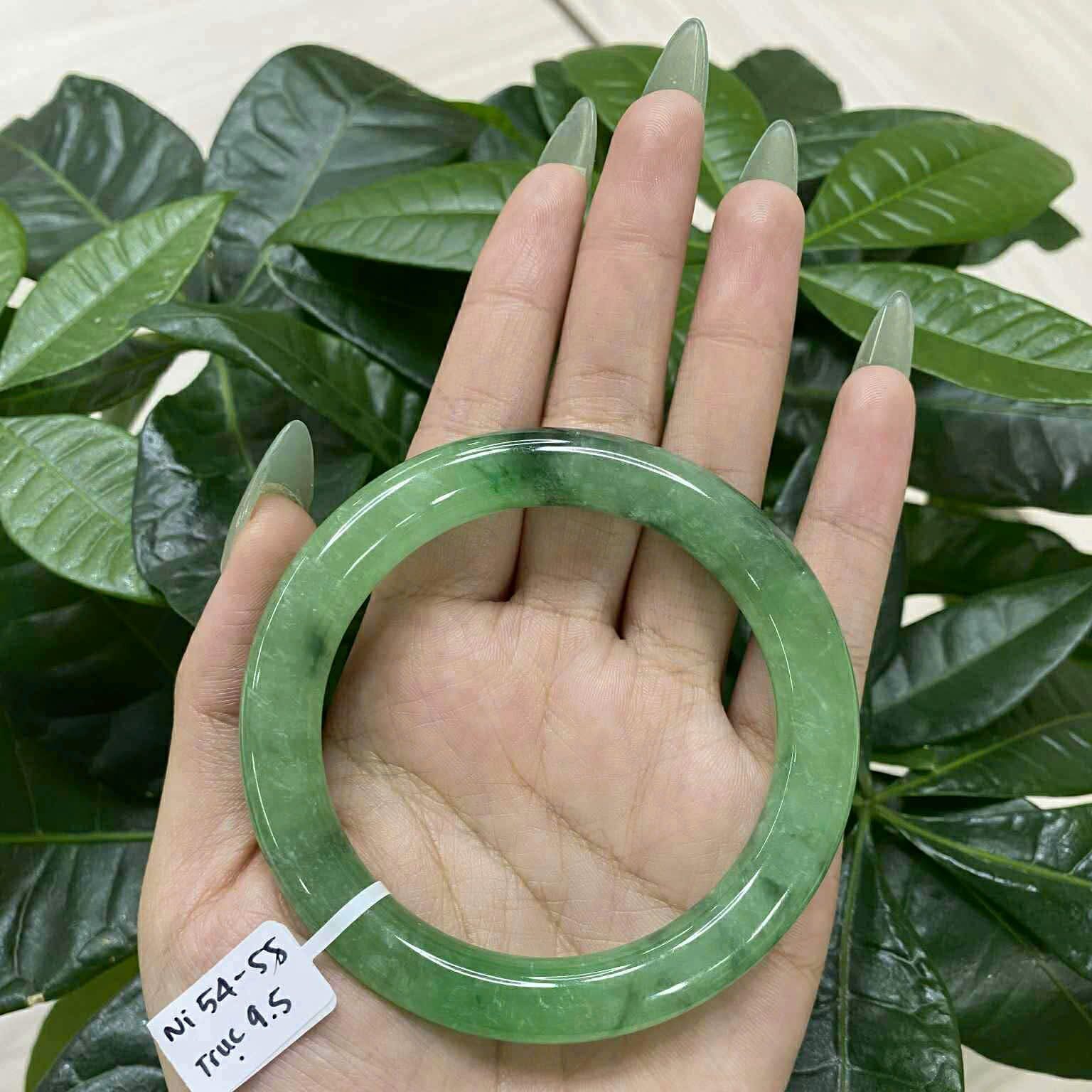 Vòng bảng Jade